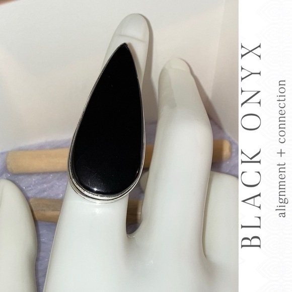 Sublime Black Onyx Gemstone Chunky Handmade Ring - Picture 5 of 7